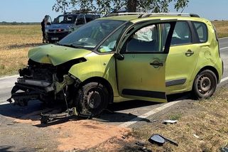 Tragická dopravní nehoda nedaleko Staré Boleslavi, řidič na místě zemřel - Novinky