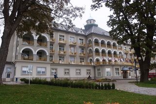 Záhada hromadné nákazy v oblíbených lázních vyřešena. Viníka potvrdil další test