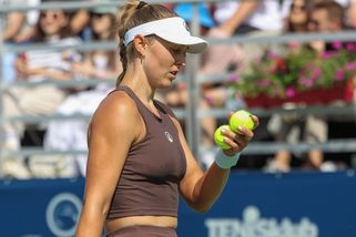 Báječný obrat české tenistky na US Open. Frustrovaná Američanka rychle zmizela z kurtu, raketa letěla k divákům - Sport.cz