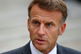 Francie v hluboké krizi. Padla vláda a stabilitu Macron jen tak nezajistí - Seznam Zprávy