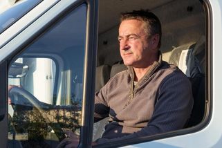 Za 4 dny nemoci si řidič kamionu přišel na více než 5 400 korun - Portál řidiče