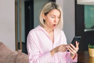 „Napsala jsem negativní recenzi. Co se strhlo pak, by mě ve snu nenapadlo,“ vypráví Lenka