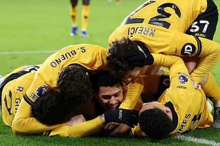 Krejčí zářil. Eso Liverpoolu strčil do kapsy, chvála z Itálie: Hrál jako Maldini