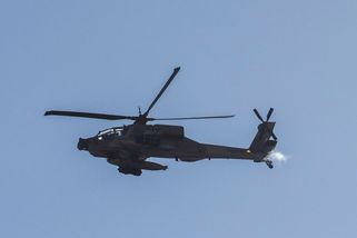 Apache u Hormuzského průlivu sestřelil Írán, tvrdí Trump. USA budou reagovat - Novinky