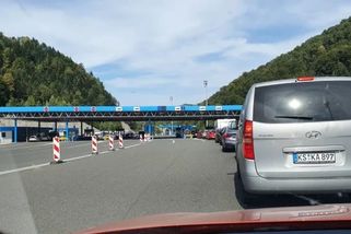 Drahá past cestou do Chorvatska. Některá osobní auta musí za známku platit dvojnásobek