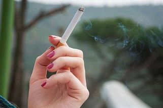 V Británii si lidé narození po roce 2008 nezakouří. Prošel přelomový zákon