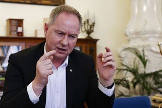 Gazdík s obviněným Redlem komunikoval zcela běžně. A byli i na dovolené, tvrdí policisté - Novinky