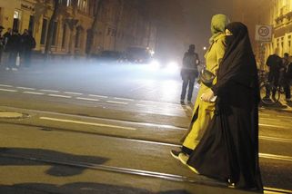 Šéf syrského rodinného klanu v Lipsku má 32 dětí. Přídavky u takového počtu potomků činí přes dva miliony ročně - Novinky