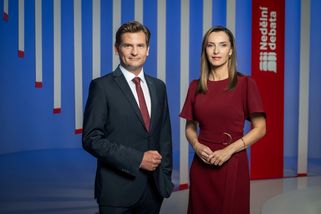 ČT protáhne Nedělní debatu: dvě studia, čtyři moderátoři a přidá expertní část