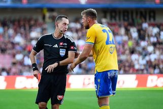 Takács vyfasoval trest na dva zápasy, Sinjavskij na jeden | Livesport.cz
