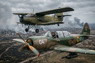 Neuvěřitelné: Staré An-2 a Yak-52 se vrací do války v nové roli