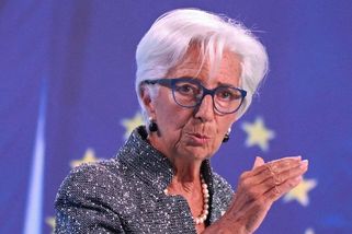 USA vyprodávaly eura, aby podpořily japonský jen. Evropa ale o zásahu předem nevěděla - Novinky