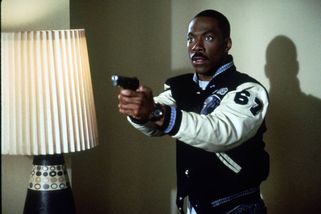 Policajt v Beverly Hills III: Odmítnutí starých herců, nesmyslná zbraň s mikrovlnkou a rekordní honorář