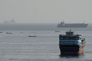 Írán pohrozil zabavením lodím, jež nedodrží jeho pravidla v Hormuzském průlivu - Seznam Zprávy
