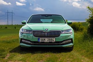 Prvních 13 aut v žebříčku 80–150 km/h