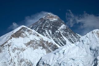 Vrchol světa ve skutečnosti není Everest. Nejbližší bod ke hvězdám je jinde