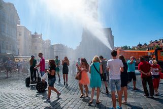 Právě začalo platit nové nařízení kvůli vedrům. Až do 15. září hrozí za porušení pokuta 100 tisíc korun