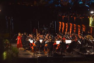 Štefan Margita zazpívá na hradeckém nábřeží. Koncert bude zdarma