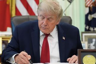 Trump chce zakázat vstup do USA těhotným ženám - Novinky