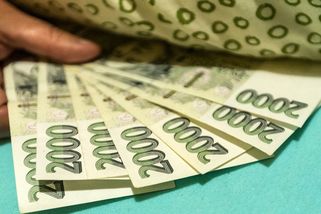 Proč někteří lidé brečí, že nemají peníze? - Médium.cz