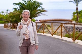 Stylistka varuje české seniorky: tyhle kalhoty hned odložte. Vizuálně přidávají 5 kg v bocích