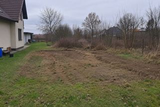 Postavil garáž přesně podle projektu. Přesto ji musel zbourat
