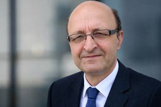 Advokát Topinka: Předběžné opatření v žalobě prezidenta a dopad na řízení u Ústavního soudu