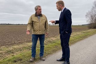 „Poddaní budou muset vydat svou půdu panstvu?“ Vláda chystá zákon, který zasáhne do soukromého vlastnictví