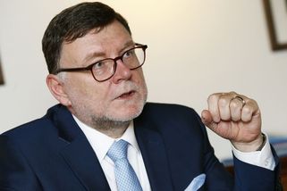 Exministři Stanjura a Pilný kritizují plán na zest...