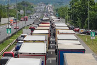 Zlaté dálniční časy přitahují do Česka cizí kamiony - Seznam Zprávy