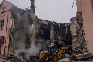 Fialova vláda Ukrajinu podporuje příliš, uvedli Češi v průzkumu