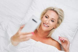 ŽENA-IN - I když jsem vdaná, posílám pikantní fotky cizím mužům. Na jejich komplimentech jsem závislá, přiznává Martina