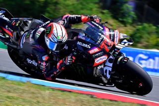 Pokání Bezzecchiho po vyloučení z Moto GP v Brně. Maršálovi se omluvil se slzami v očích - Sport.cz