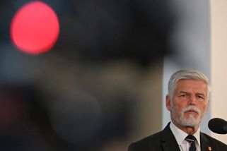 Prezident Pavel žene spor s Babišem k Ústavnímu soudu