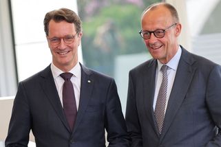 Merzovi se stále vrací řeči o jeho pádu. Už koluje jméno „nástupce“ - Seznam Zprávy
