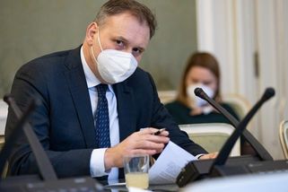Šest výhrad k pandemické novele. Senátní výbory se neshodly, zda ji schválit - Seznam Zprávy