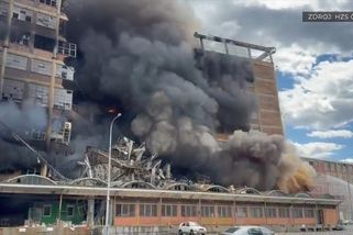 Video: Svědci a hasiči zachytili okamžik zřícení budovy ve Zlíně - Seznam Zprávy