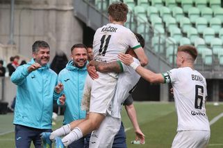 O druhém finalistovi poháru se rozhodne ve Slezsku. Baník zachraňuje sezonu, Karviná útočí na historický úspěch - Sport.cz