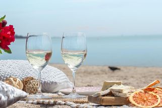 Petr (33): Tohle není all inclusive, to je boj o přežití. Zhodnotil snídani v hotelu na Mallorce - Médium.cz
