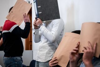 Drtivá většina podezřelých z hromadných znásilnění na západě Německa má cizí původ - Novinky