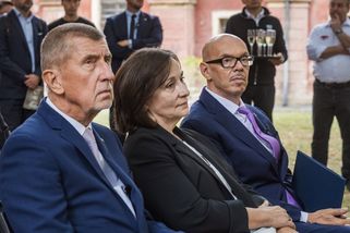 Turkobijce a vládní „invalidé“. Jak Bureš a Olda u...