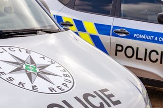 Odešel k maturitě, do školy už nedorazil. Policie na Berounsku vypátrala hledaného studenta