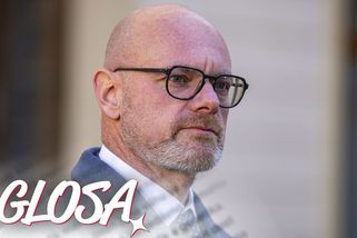 Glosa: Plago, nebuďte slušnej a vyrazte toho espéďáka!