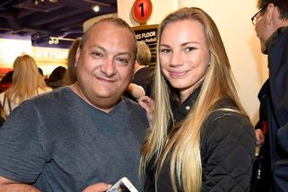 "Rychle přijeďte," psala Nikole Hezucké sestra z nemocnice. Hezucký mluví o tryzně