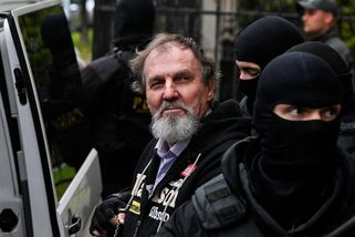 Atentátník na Fica přijal trest v klidu, emoce dal najevo až při odchodu - Seznam Zprávy