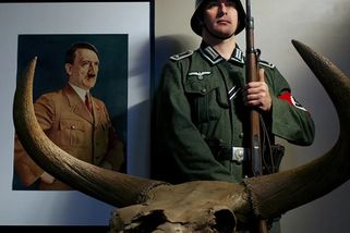 Hitler chtěl oživit vyhynulá divoká zvířata a do lesa měla být nasazena jen ta s árijským původem - Médium.cz