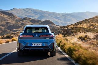Pět minut před dvanáctou. Jak BMW, Mercedes a Volvo zachraňují evropskou elektromobilitu