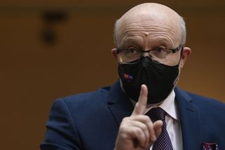 Válek už má jasno. Otevře restaurace neočkovaným - Novinky