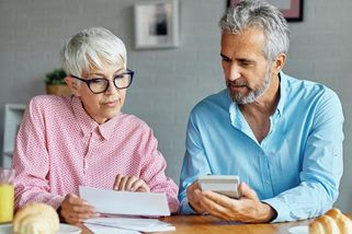 Jeden 12 tisíc, druhý skoro 30. Důchody dnešních padesátníků se mohou hodně lišit - Seznam Zprávy