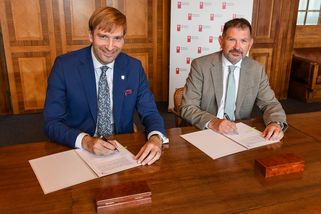 Ministerstvo chystá změnu pro sestry a záchranáře. Výhodu získají ti s touto zkušeností